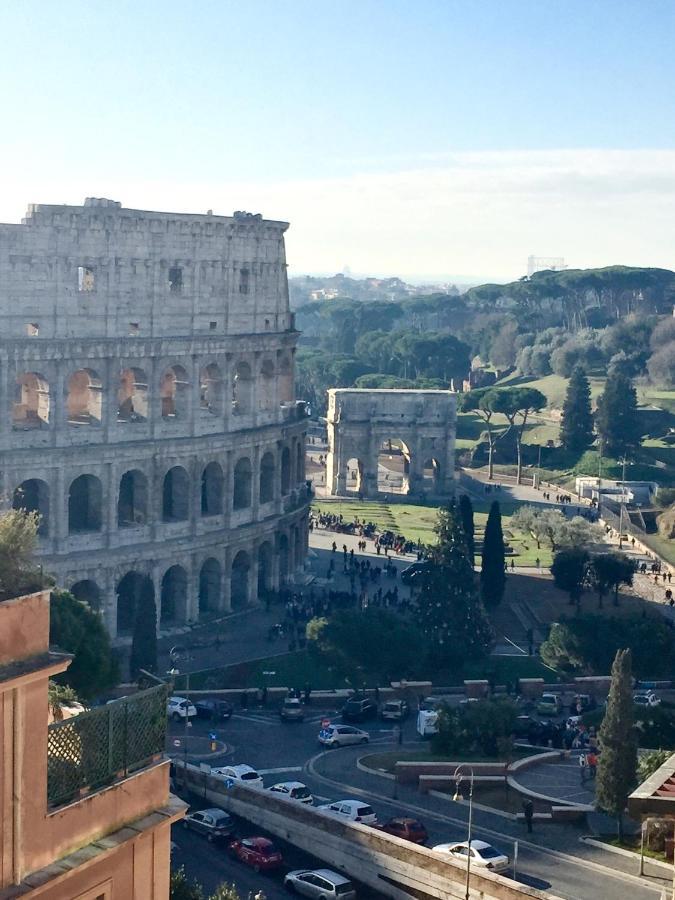 Superattico Sul Colosseo Рим Екстер'єр фото